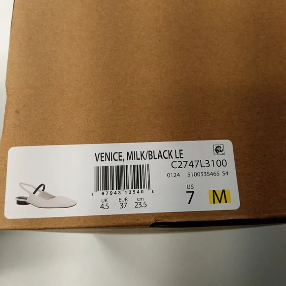 New Vince Women's Buttery Soft Leather Cream and Black Slingback Flats Size 7M - Picture 11 of 12